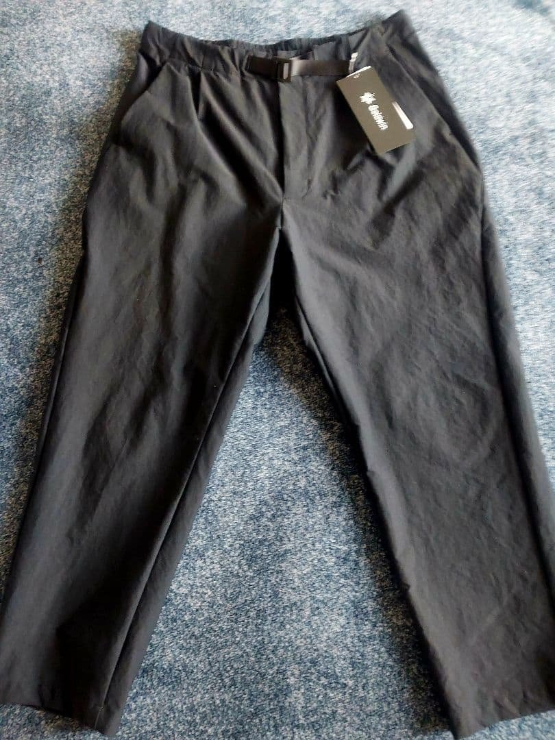 新品　Goldwin ワンタックテーパードアンクルパンツ　BLK