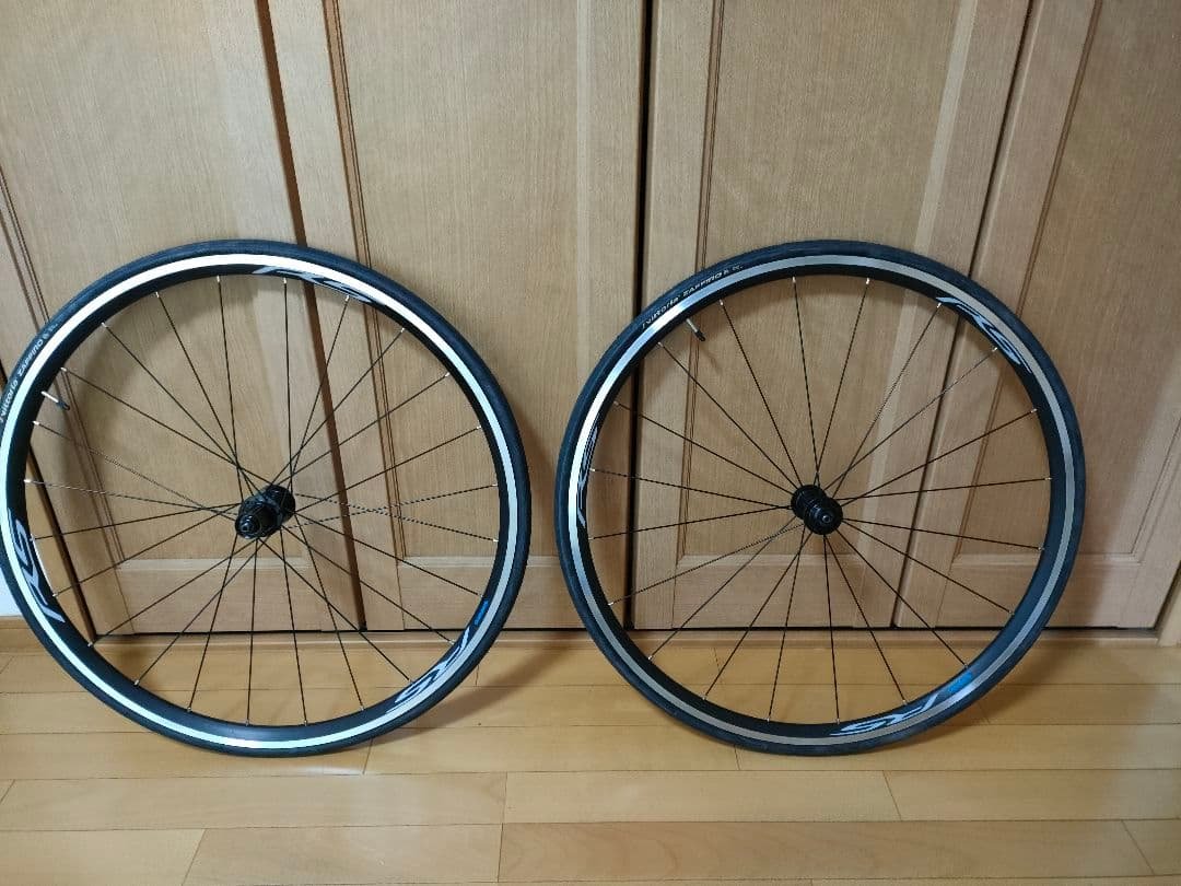 SHIMANO wh-rs100ホイール新車外し前後セット　クイック、タイヤ付属