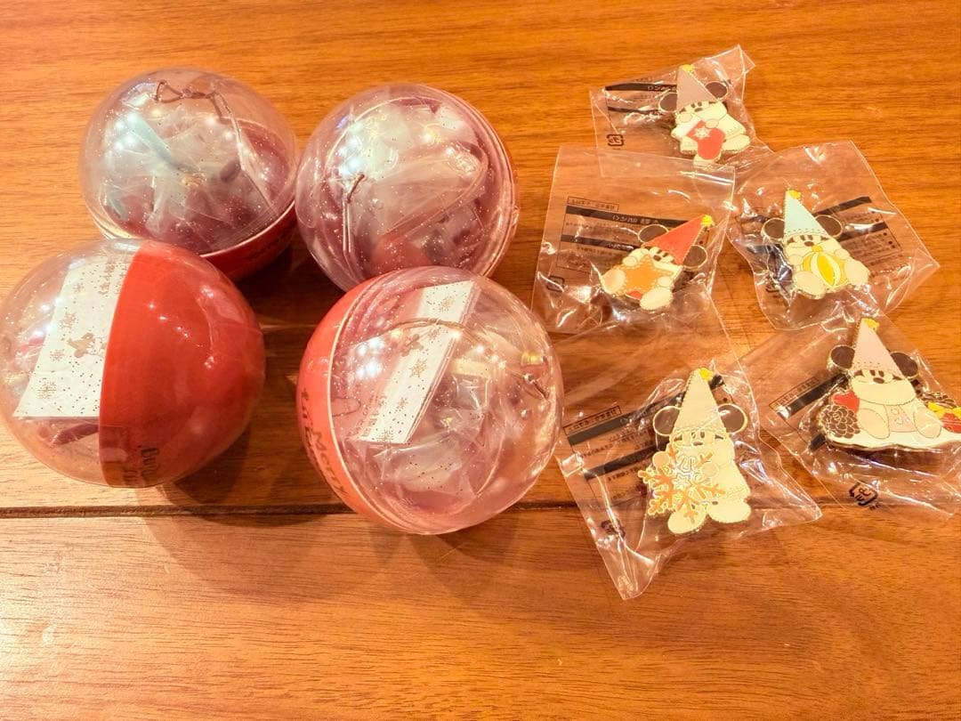 リルリンリン カプセルトイ ピンバッチ2025 コンプリートセット クリスマス