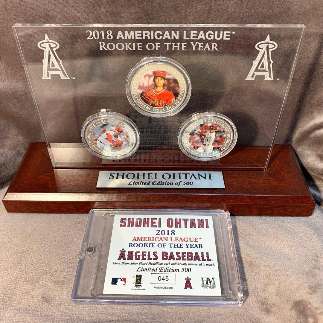 限定500　大谷翔平　2018新人王記念３ディスプレイスタンド　シリアル付