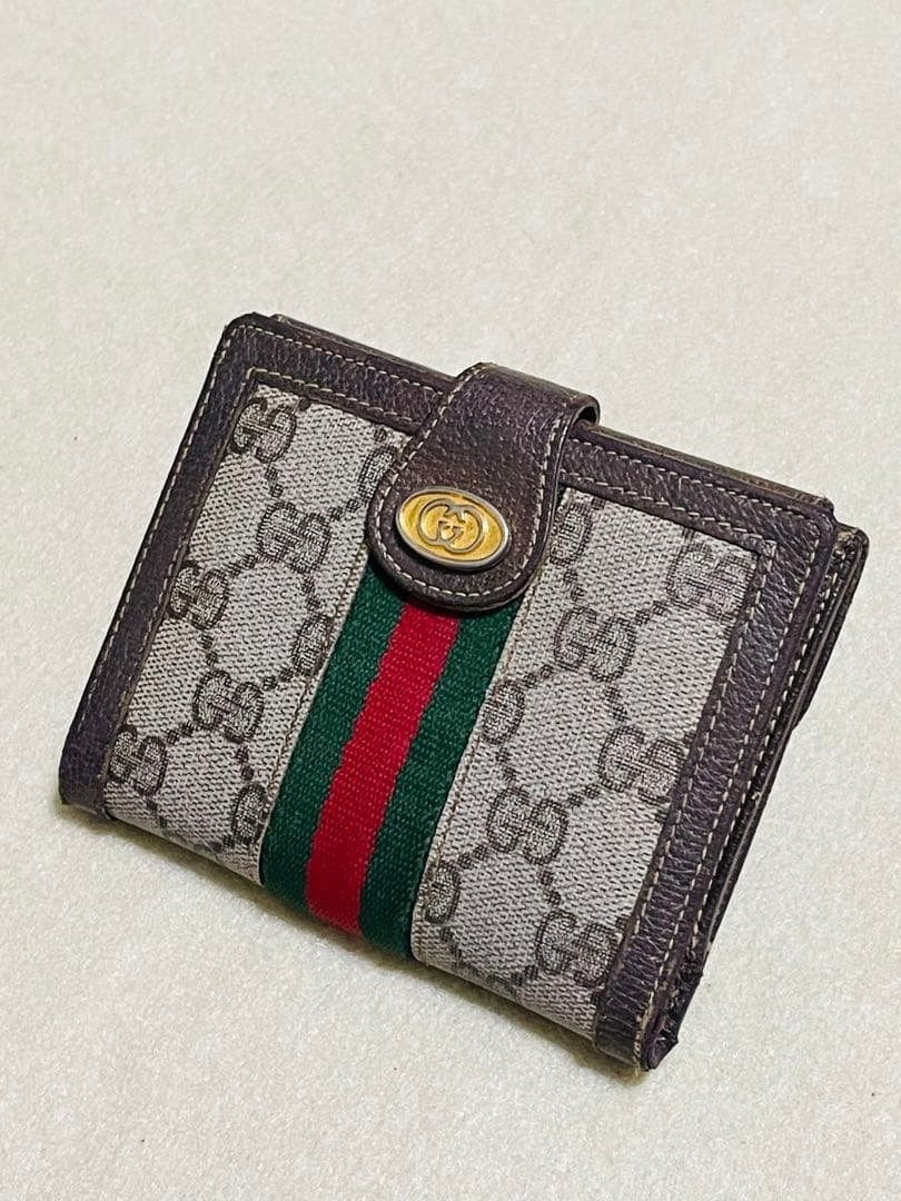 Gucci グッチ　GGキャンバス 二つ折り財布