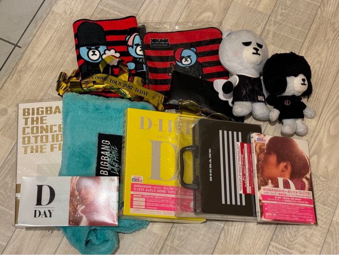 BIGBANG グッズまとめ売り 銀テ アルバム ぬいぐるみ　2/15処分予定
