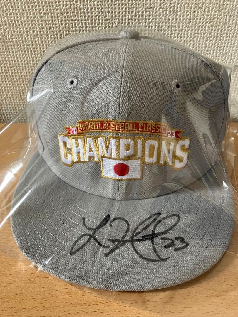 ヌートバー直筆サイン入りWBC2023優勝記念キャップ