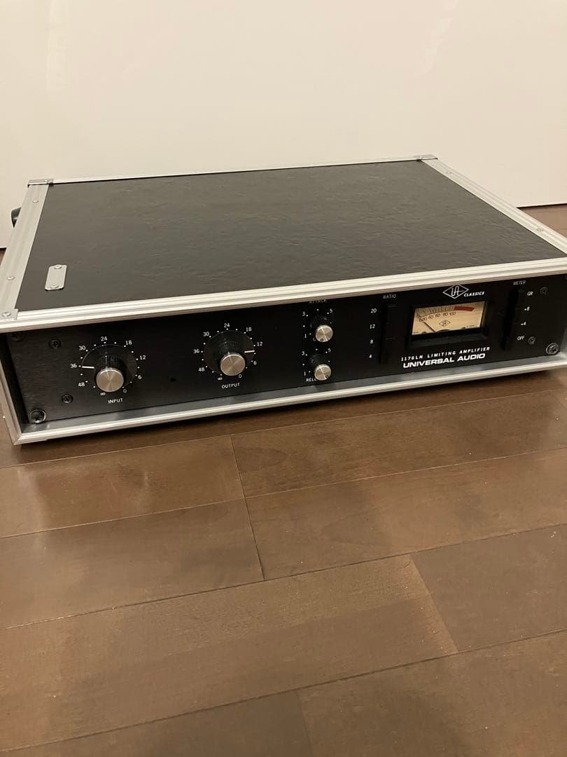 Universal Audio 1176LN コンプレッサー