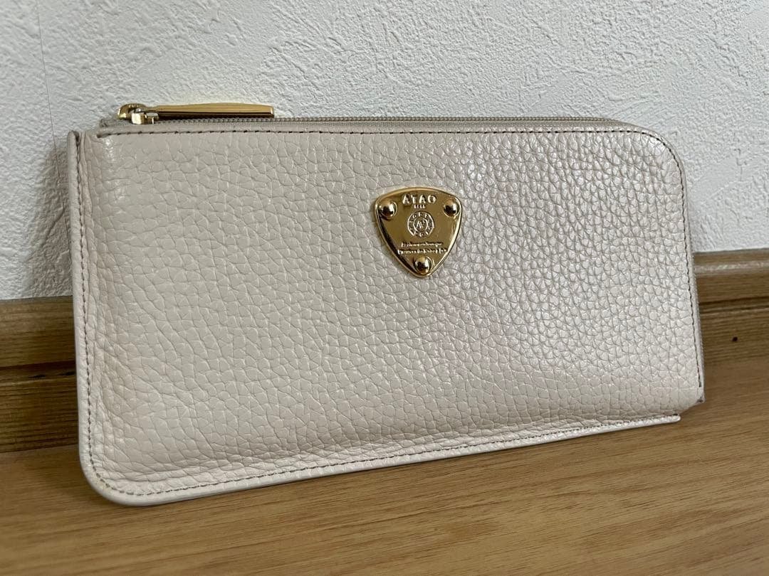 ATAO スリモ ケリー アイビスホワイト 長財布 ファスナー付き
