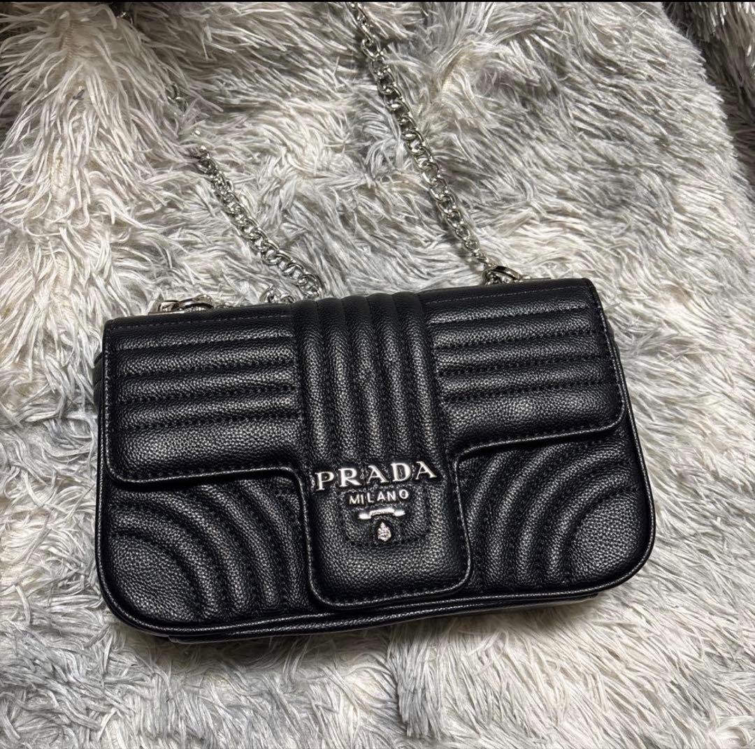 最終値下げ　prada プラダ　ショルダーバッグ　バッグ