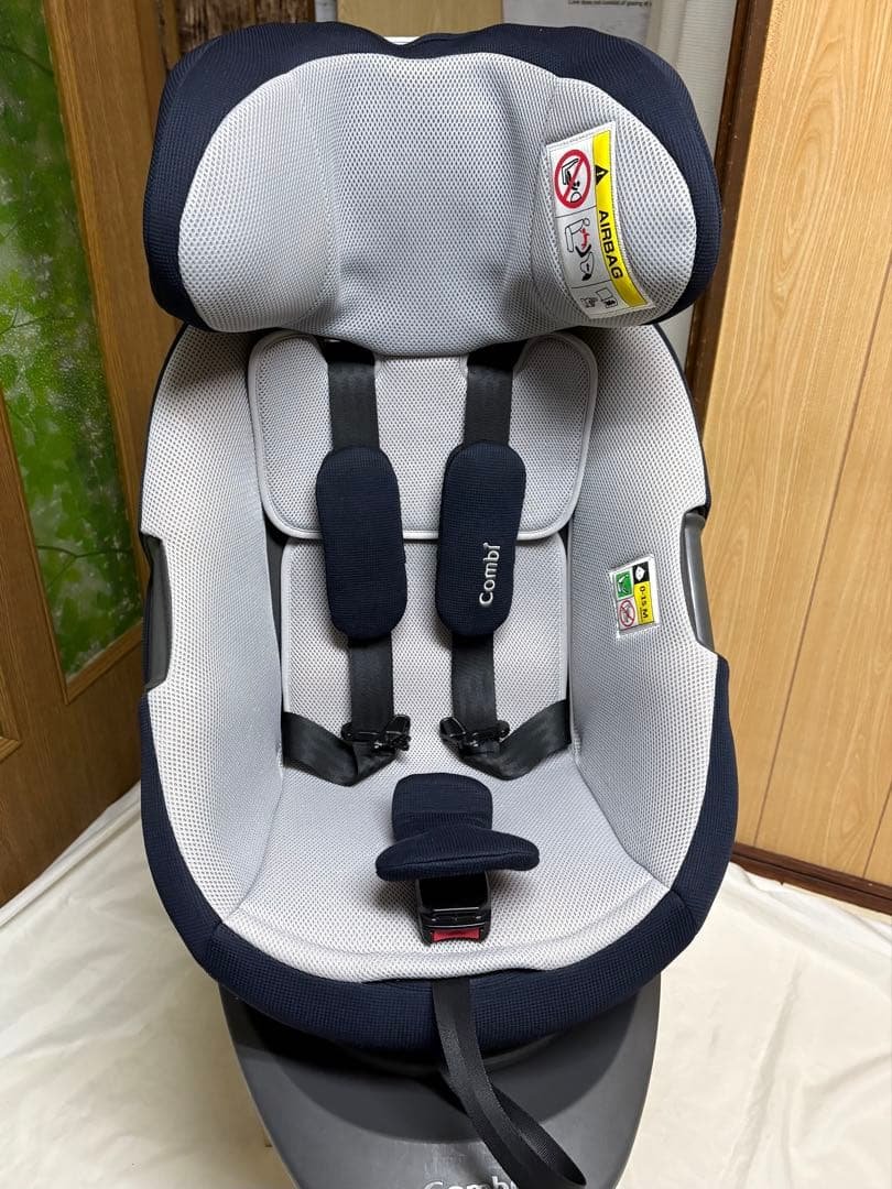 コンビ ザエス ISOFIX エッグショック ZC-690 チャイルドシート 美