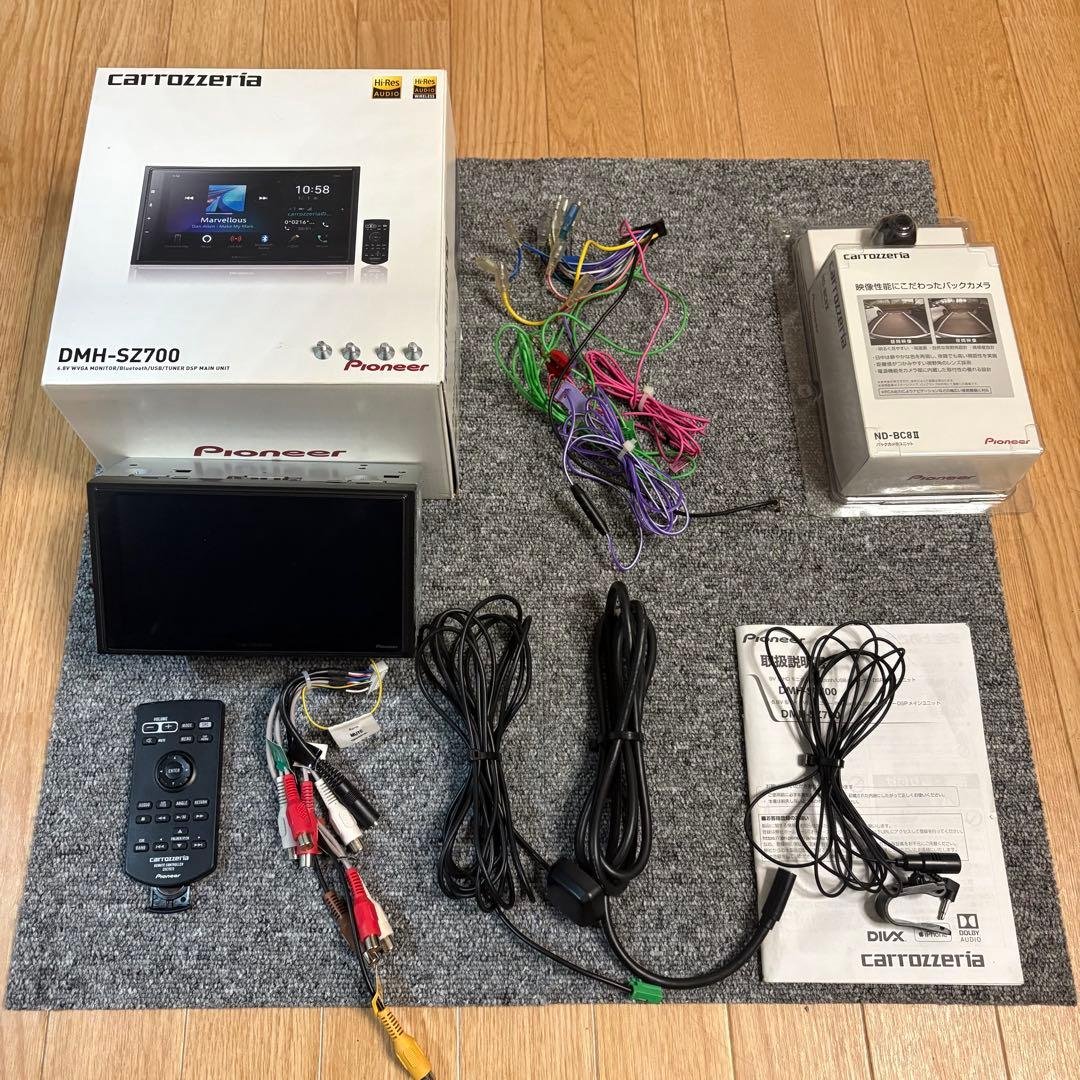 カロッツェリア　オーディオDMH-SZ700　バックカメラ付き ND-BC8Ⅱ
