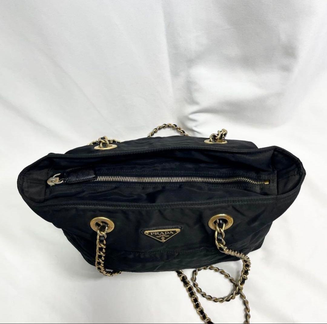 PRADA 黒 キルティング ショルダーバッグ
