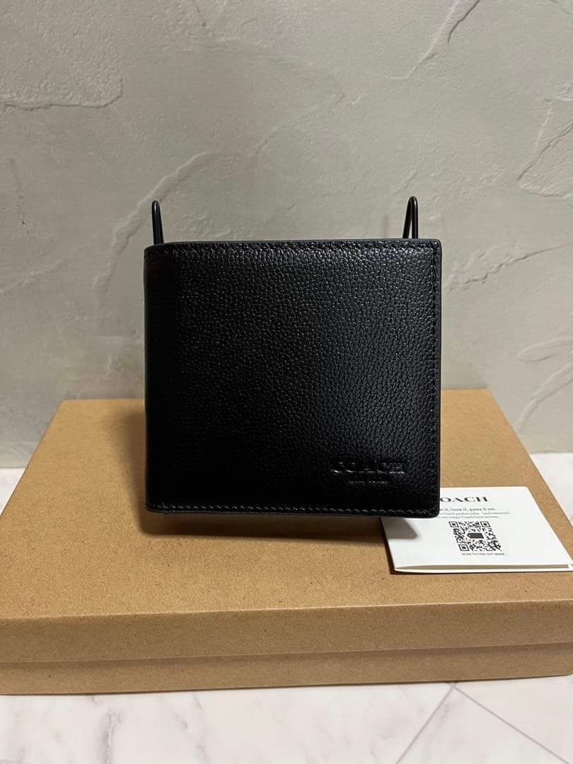 ✨️新品未使用✨️新品未使用COACH 黒 二つ折り財布