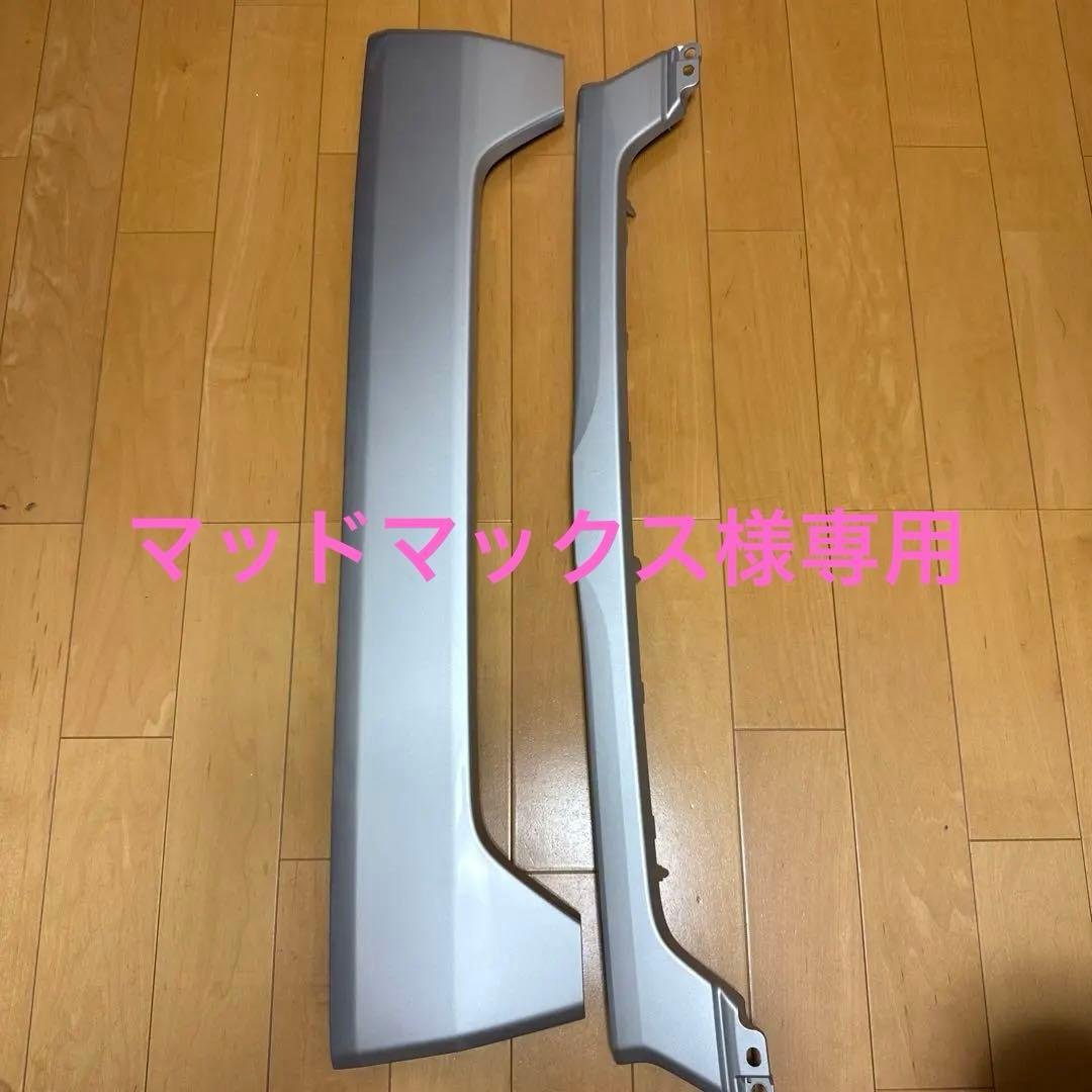 トヨタ　ハイエース　DX 新車外し　フロントグリル