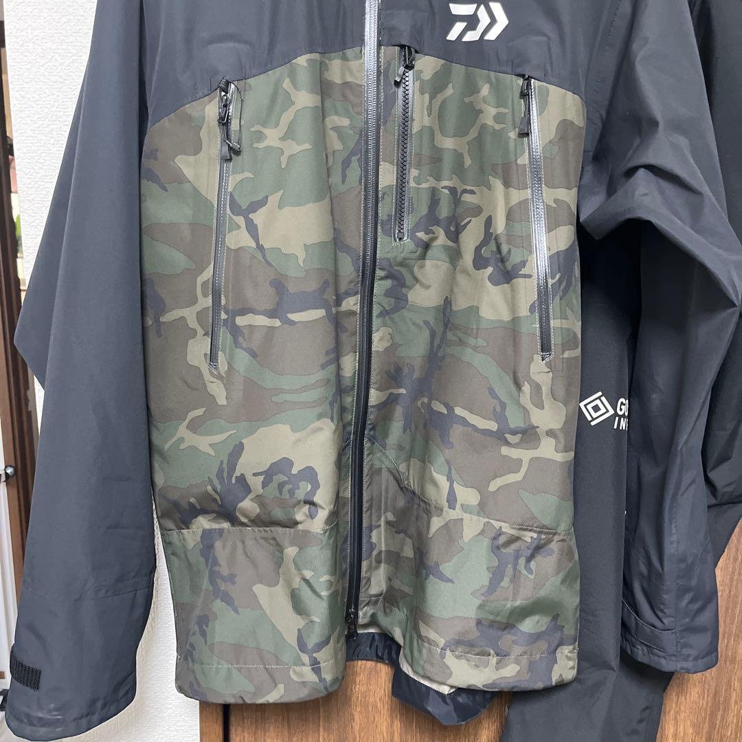 ダイワ　ゴアテックスレインスーツ　レインコート