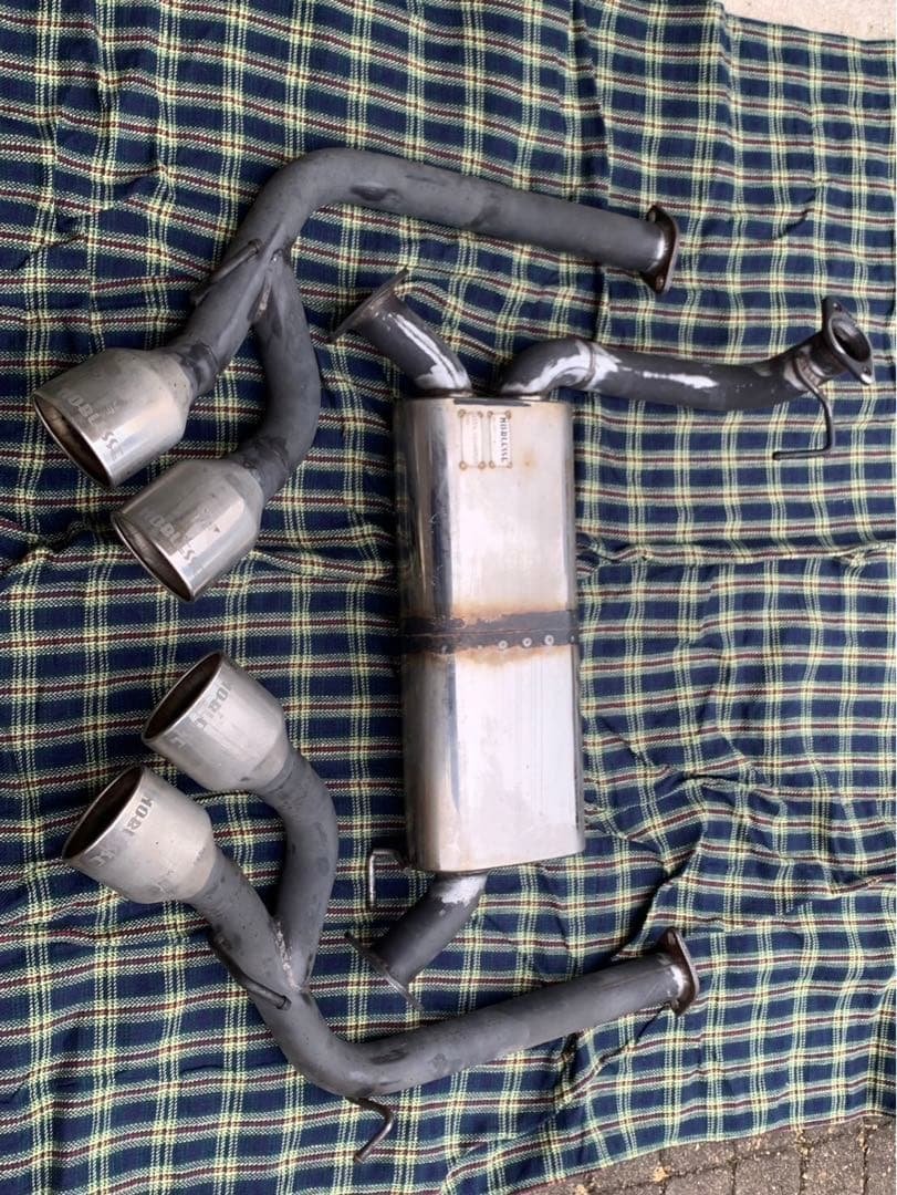 【メタバース】ステップワゴン RK5 ノブレッセ　リアマフラー左右4本出し