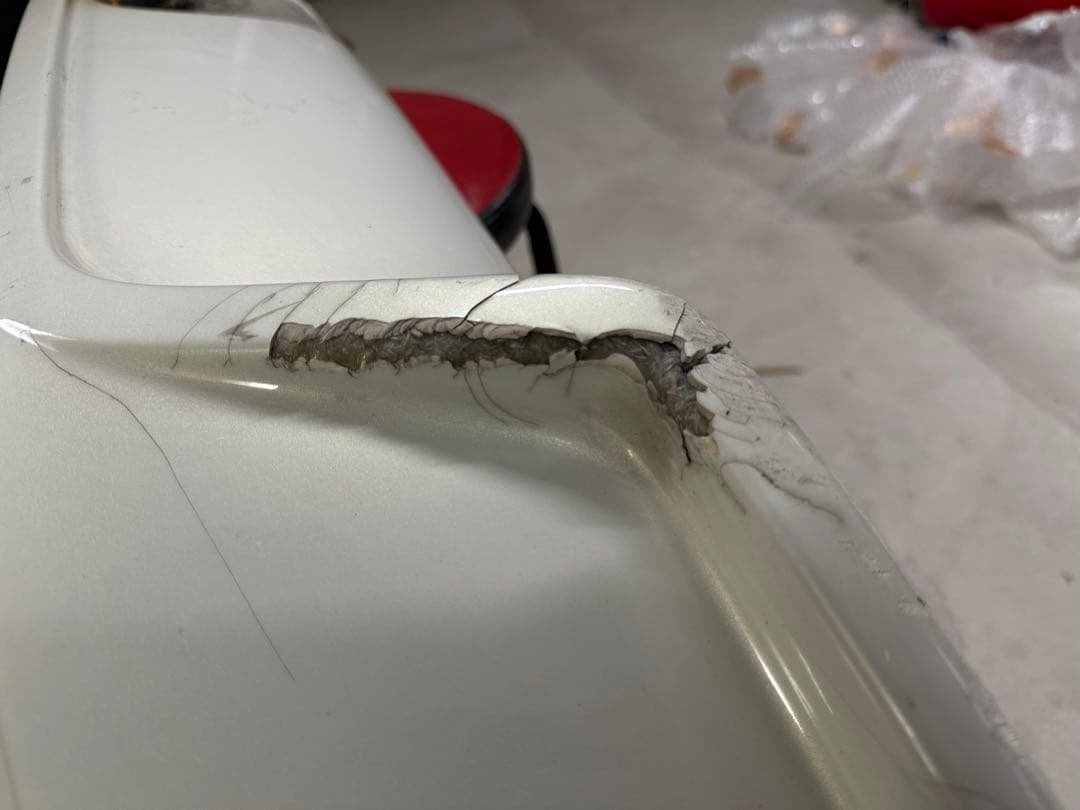 L880K コペン halfwayリヤバンパー 亀裂あり