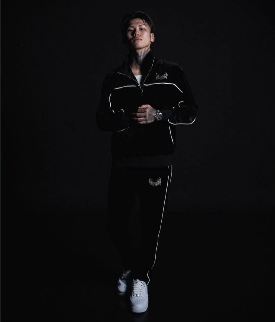 YXNGBRATZ ベロア上下セットアップ