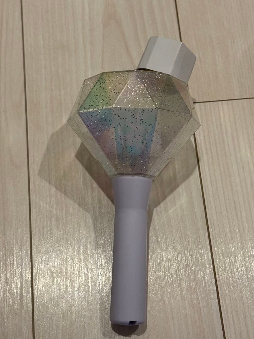 M!LK ミルクラスタル 初代ペンライト