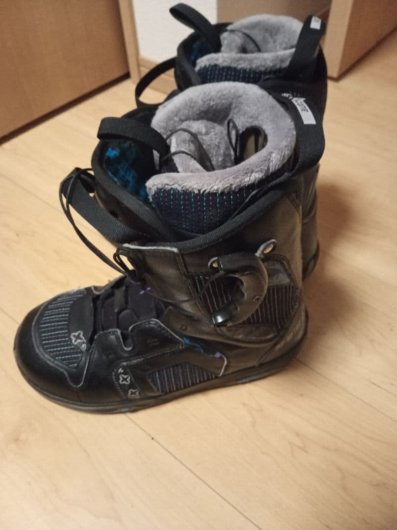 まぁさん専用　スノーボードブーツ　レディース　25センチ