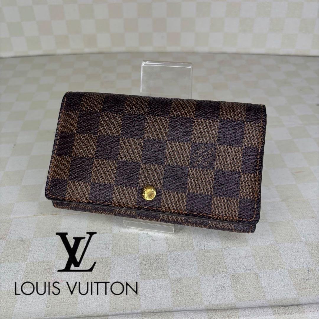美品　LOUIS VUITTON ルイヴィトン　財布　二つ折り　M05