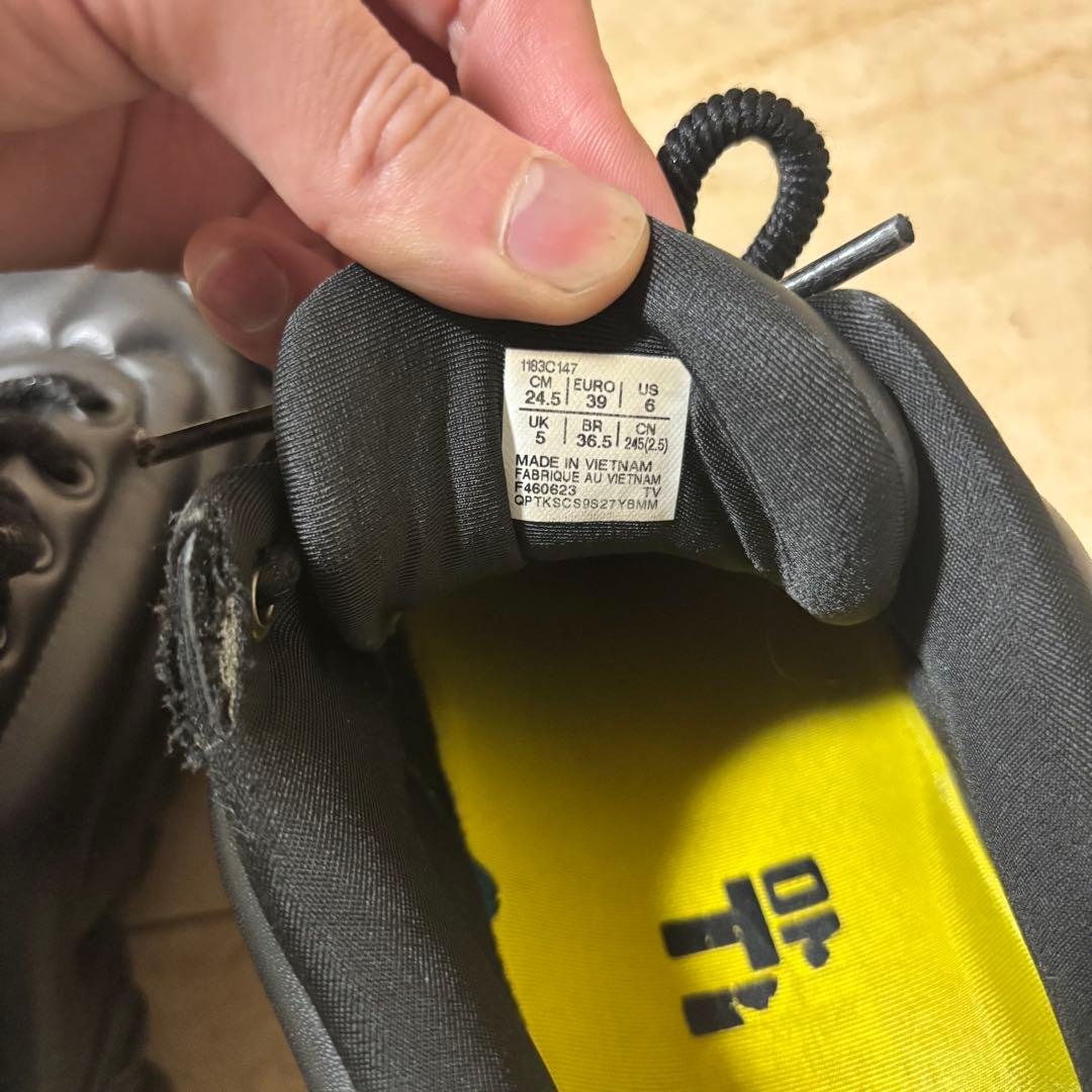 お値下げ中Onitsuka Tiger dentigre PUFF BLACK