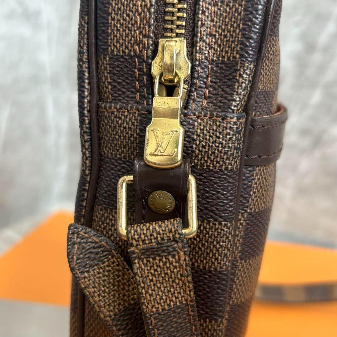 真贋済　ルイヴィトン　ダミエ　ダヌーヴ　ショルダーバッグ　エベヌ