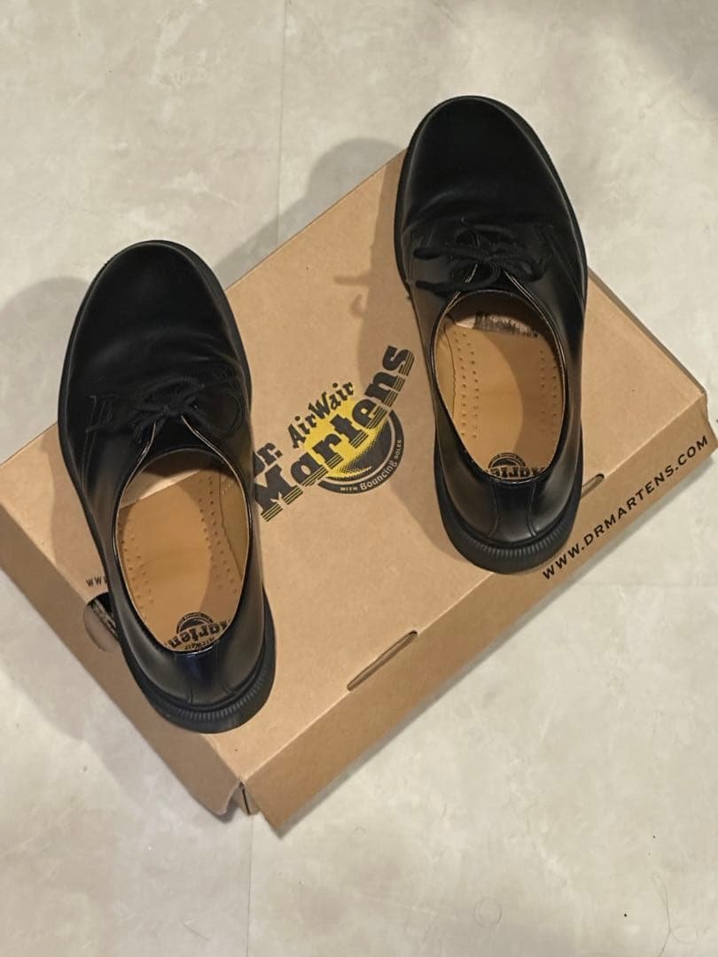 【最終値下/箱付き】Dr. Martens 3ホール ブラック ローファー