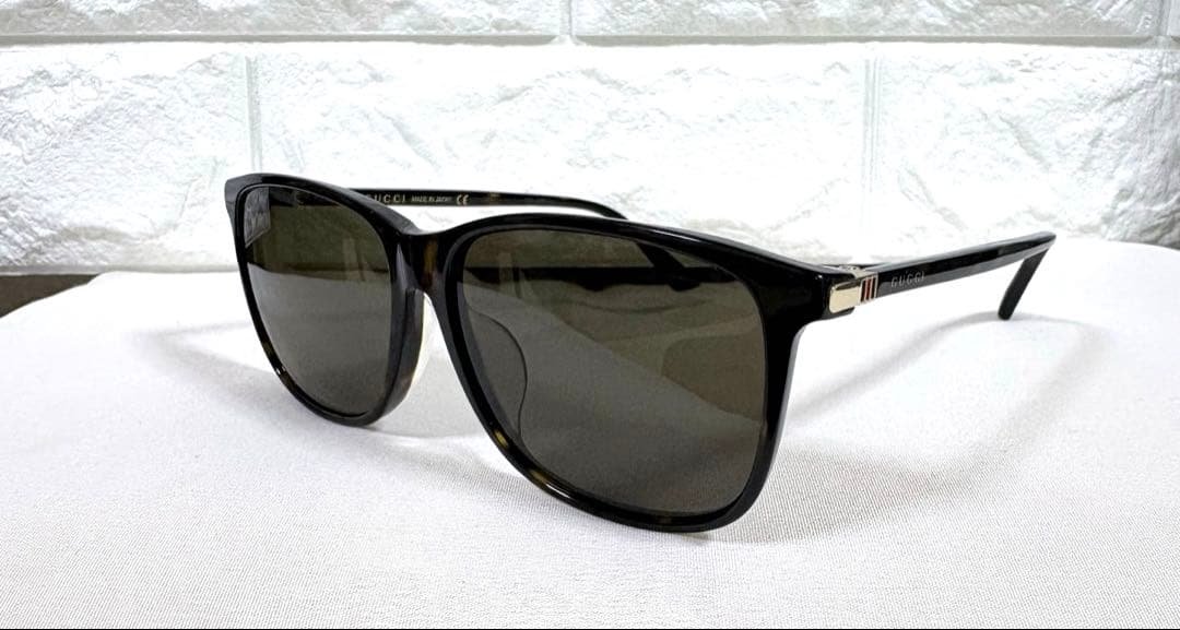GUCCI gucci グッチ　サングラス　GG0018 スクエア　ユニセックス