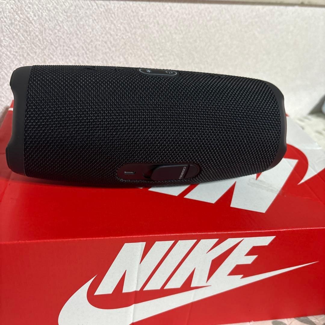 JBL ポータブルスピーカー ブラック