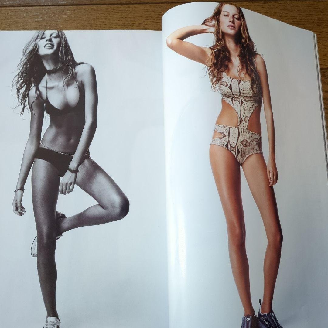 洋書 Bazaar may2000 swimsuit issue