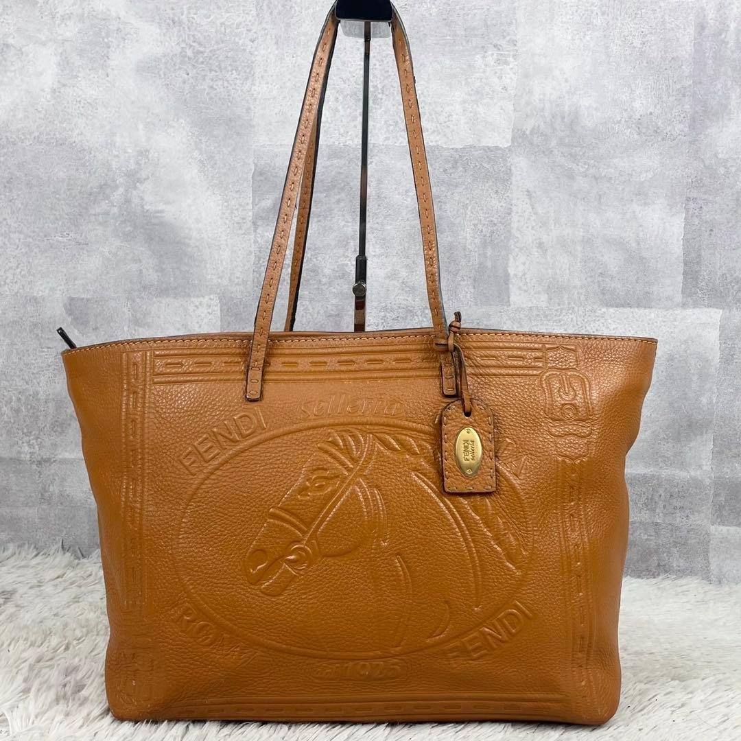 A4可 美品 フェンディ レザー トートバッグ セレリア チャーム付き ブラウン