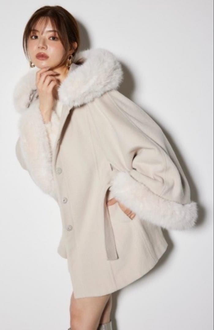 rienda リエンダ　ウールMIXフードポンチョコート