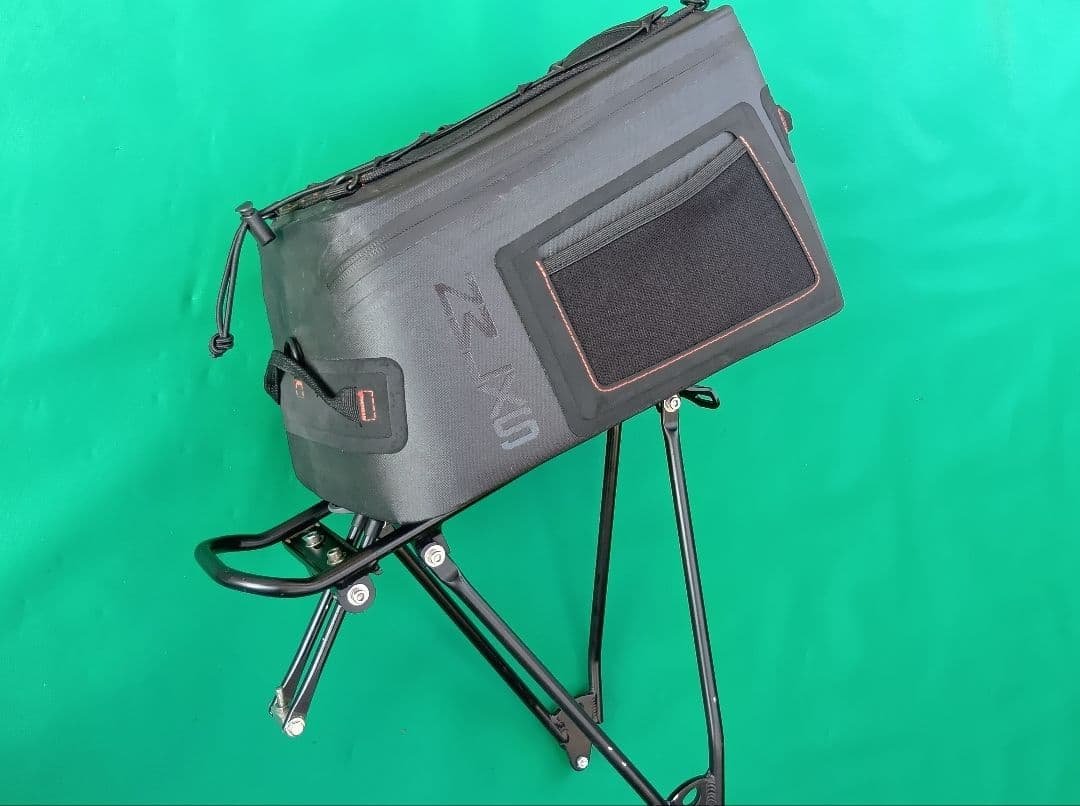 【値下げ中】ラックタイム製リアキャリアと　トランクバッグセット KHS F20R