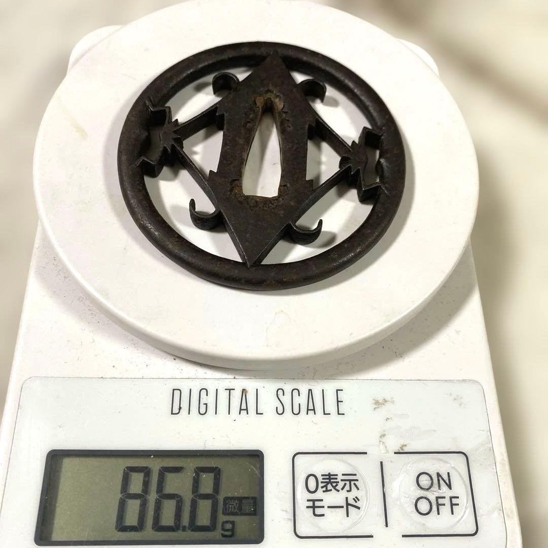 B-82 鍔　武具　刀装具　日本　骨董品　時代物　美術品　工芸品