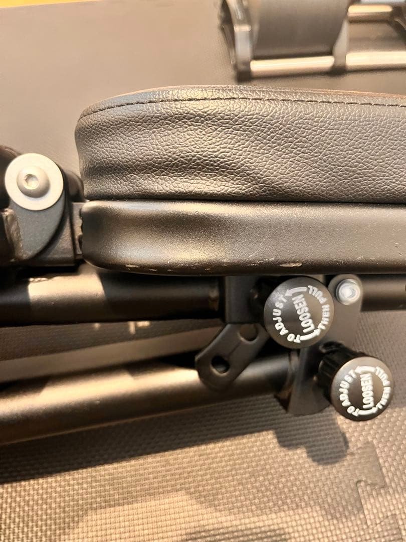 リーディングエッジ マルチポジション トレーニングベンチ 耐荷重300kg