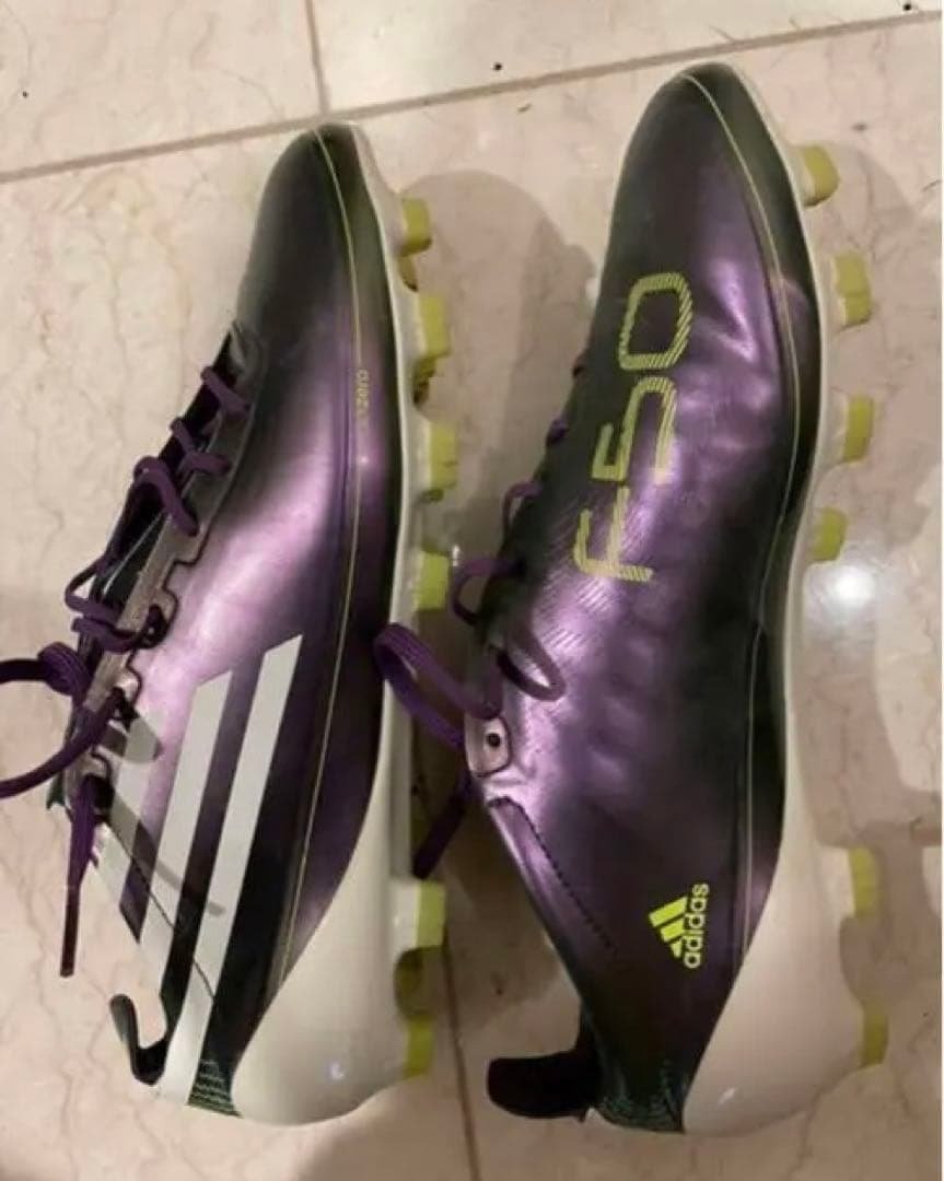 サッカースパイク　f50 27.5cm