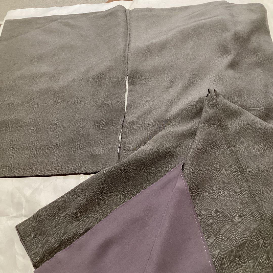 高級江戸小紋　似たり鮫柄　上質な生地に八掛もおしゃれ　一枚あると大変役立つお着物