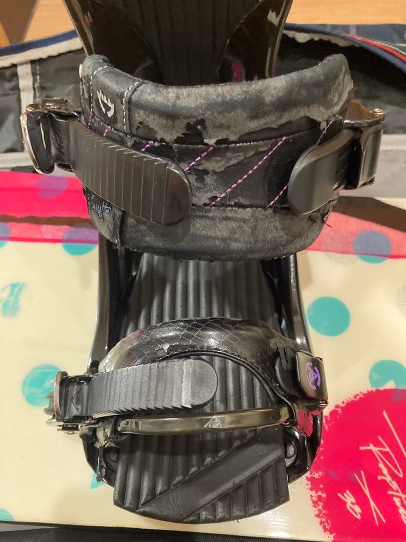 Ride スノーボードとバッグ チェック柄