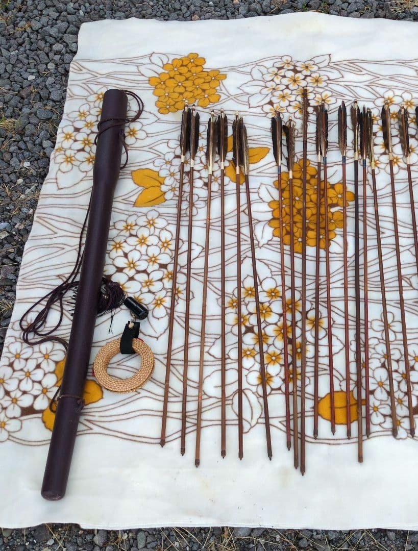 弓矢 矢筒 竹 矢羽 武具 アンティーク 昭和レトロ 弓道 スポーツ プロ