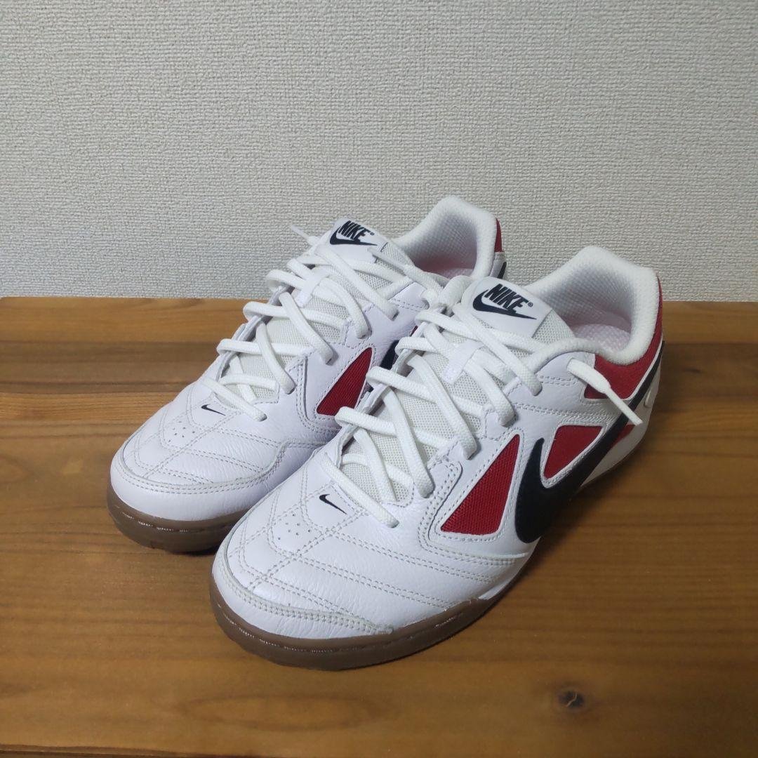 NIKE「GATO(ガト)」フットサルシューズ