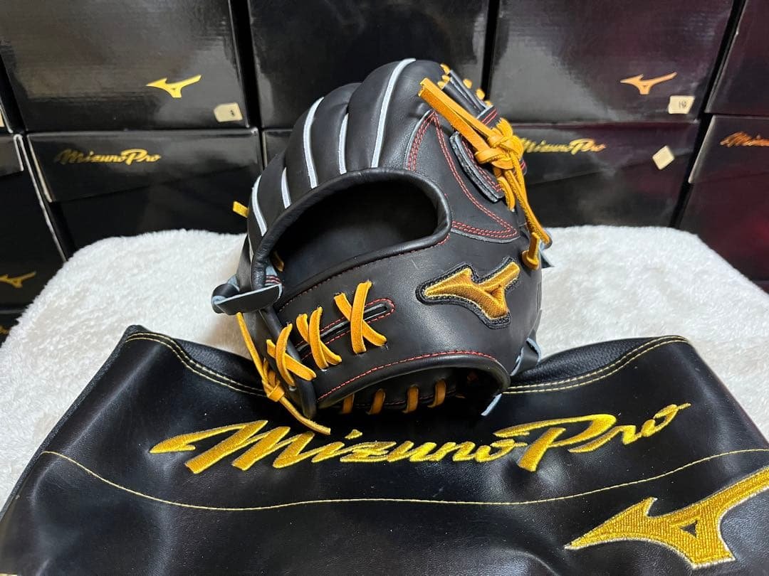 15【オリックス:紅林モデル】　ミズノプロ　硬式　野球　内野手用　グラブ