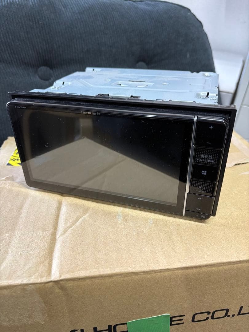 Pioneer AVIC-RW810-D カーナビ 1DIN カロッツェリア