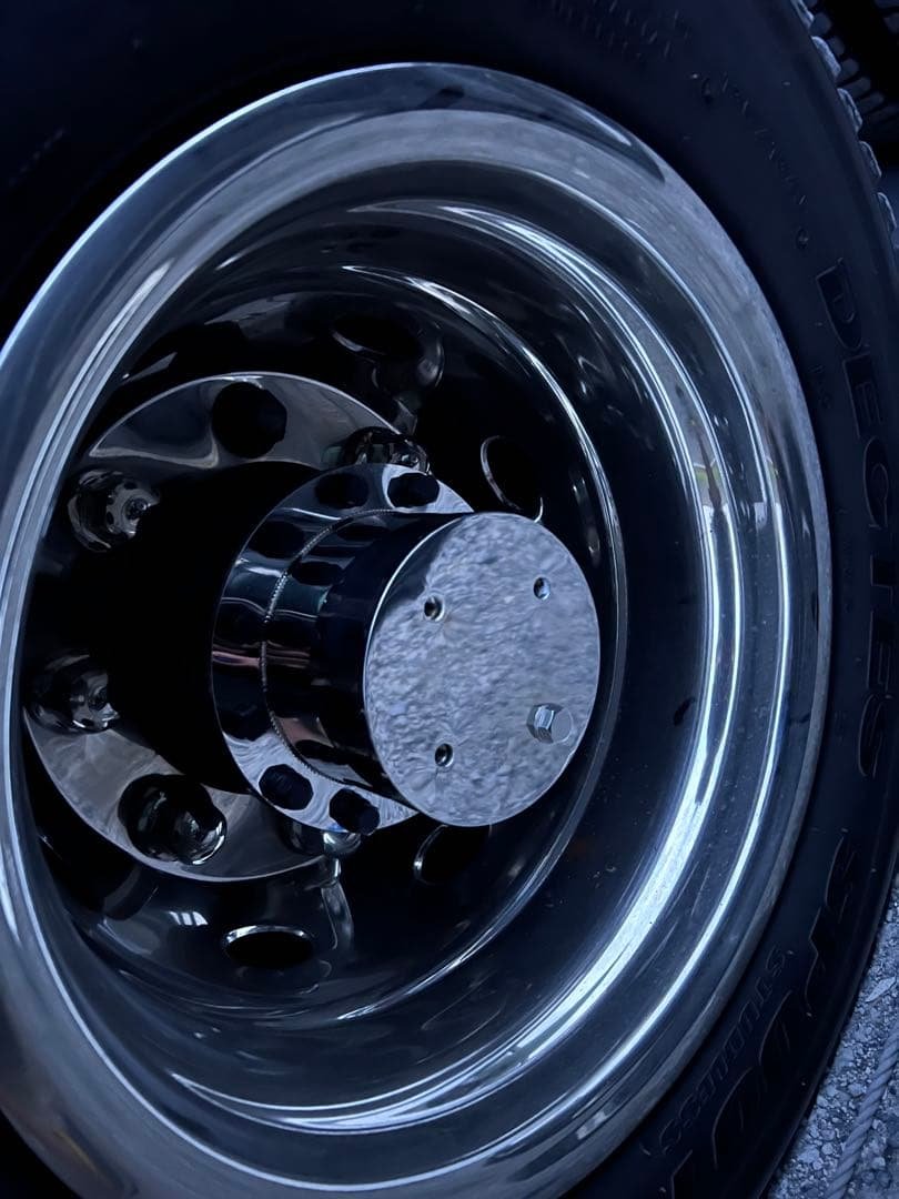 【クオン12穴専用】ブラケットカバー