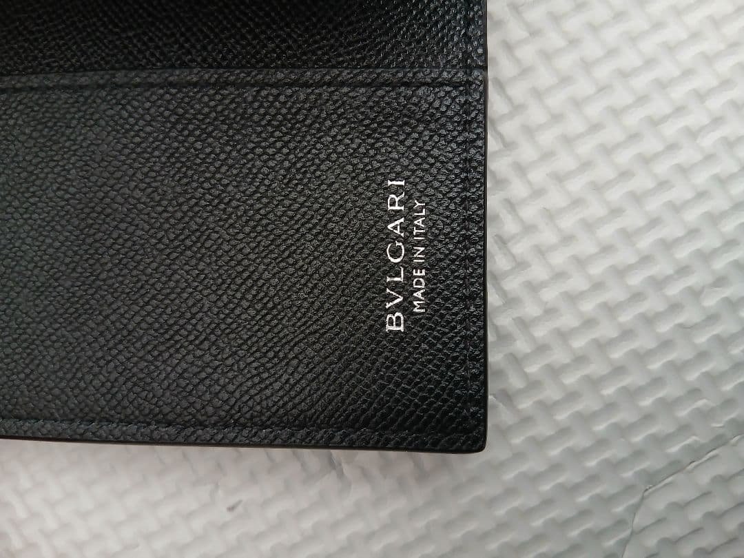 BVLGARI ブラック レザー キーケース