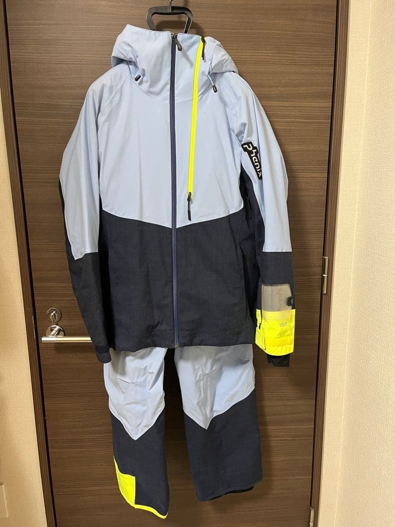 【値下げ】phenix スキーウェア上下セットMサイズ