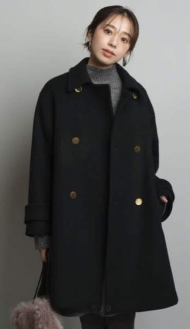 美品JUSGLITTY スタンダードPコート　黒