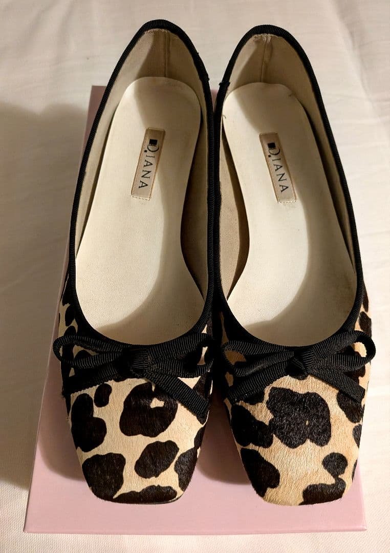 【値下げ】美品 Diana ヒョウ柄 フラット バレエ ハラコ 23.5