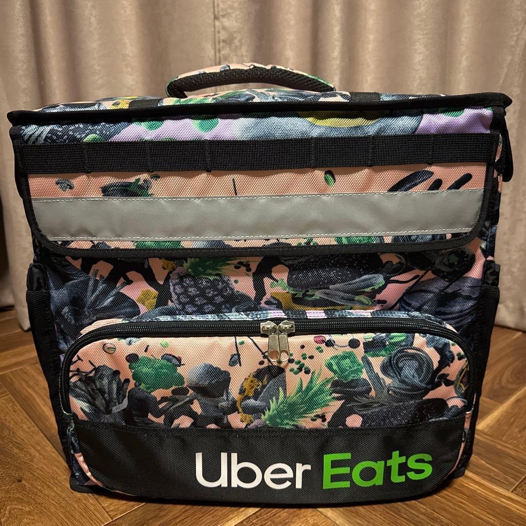Uber Eats 配達用バッグ 海外デザインモデル