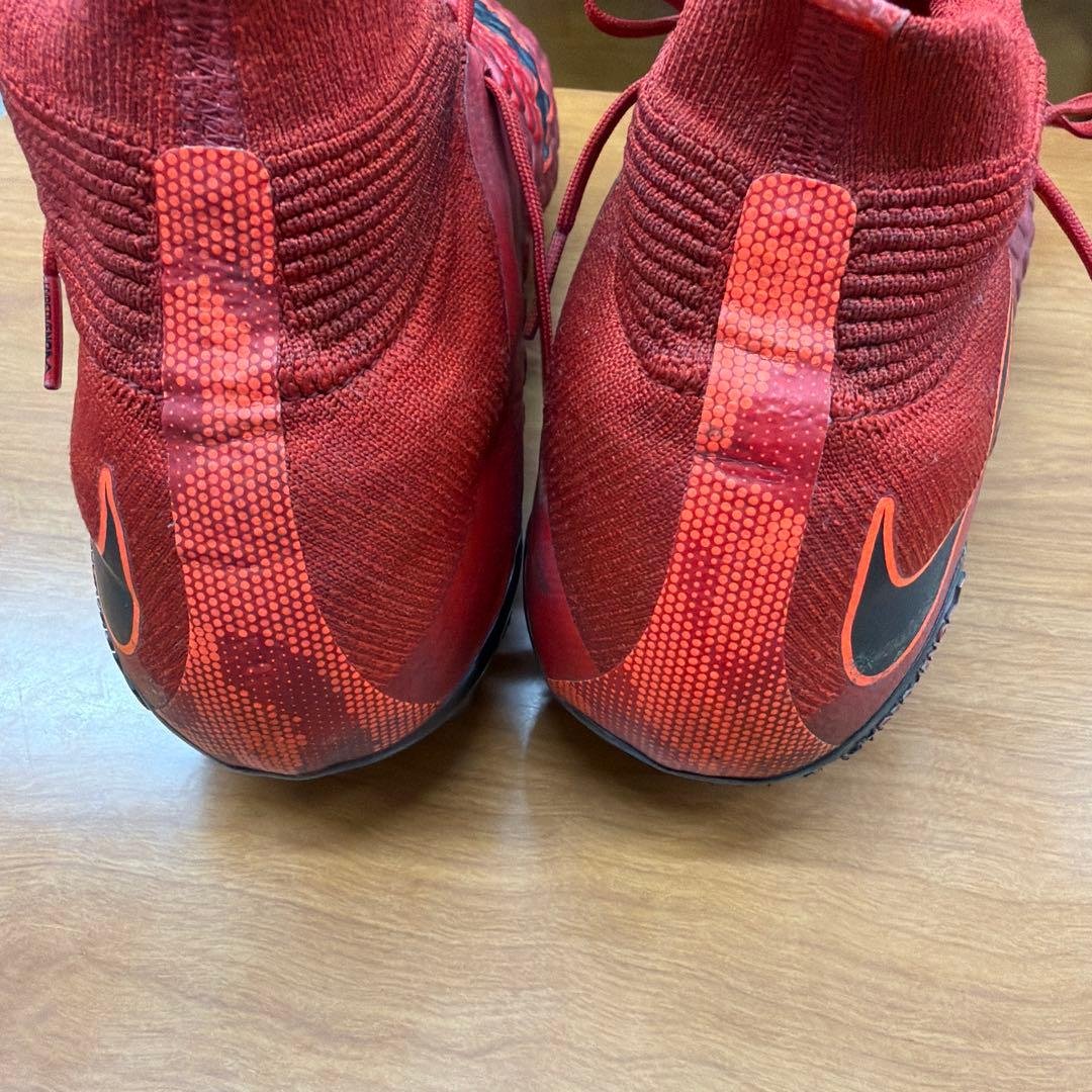 サッカースパイクナイキハイパーヴェノム