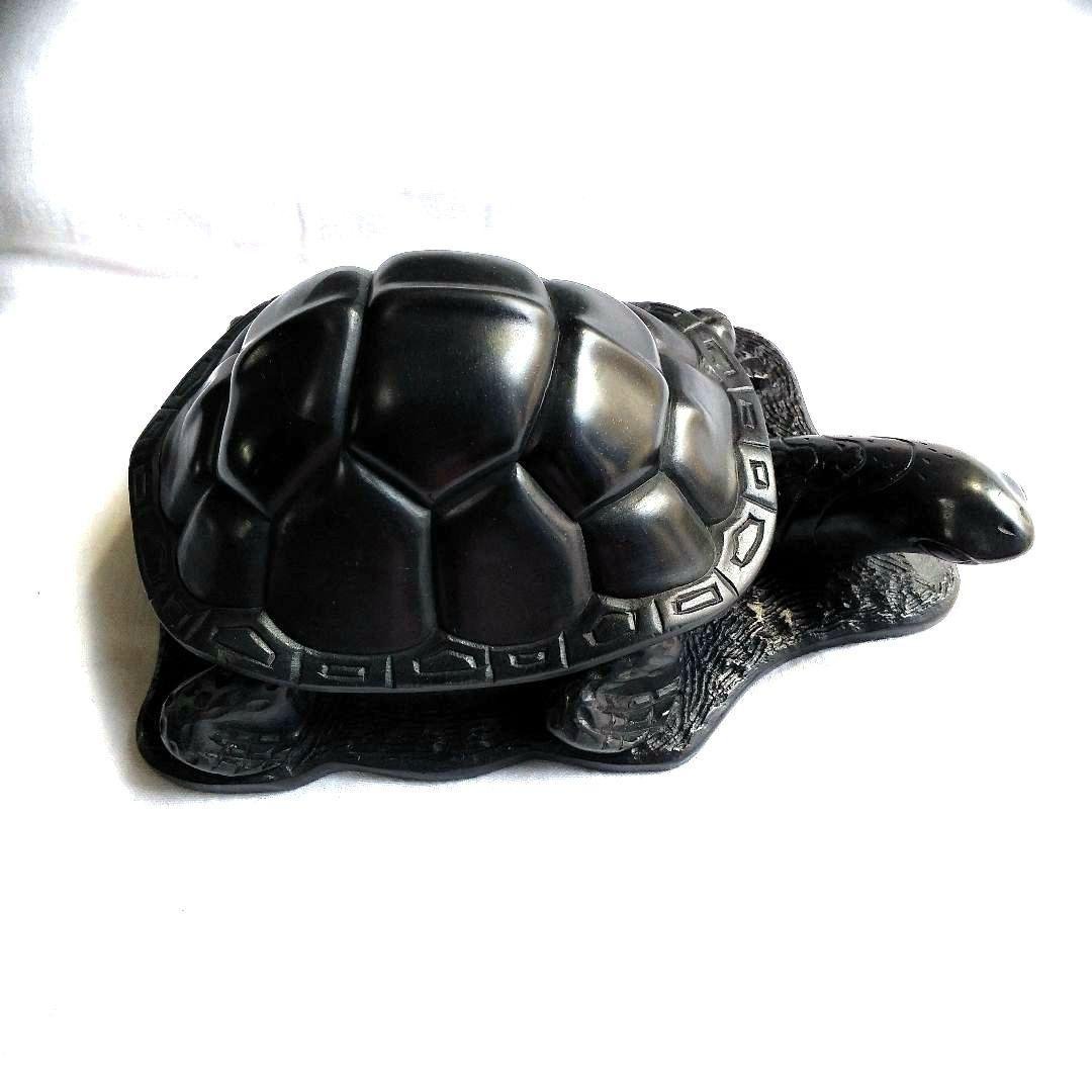 亀の硯 (スズリ)