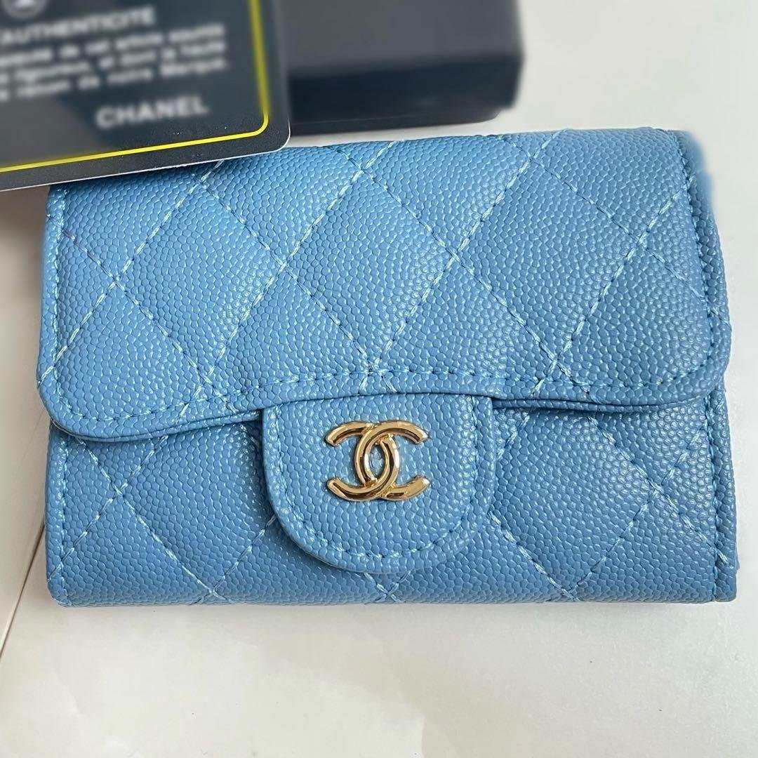 財布　キャビアスキン　ブルー