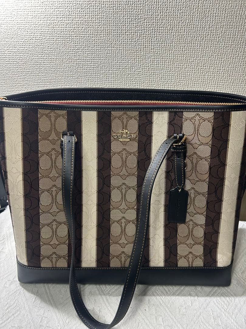 美品　値下げ中公式サイト売り切れ　美品 コーチ ストライプトートバッグ